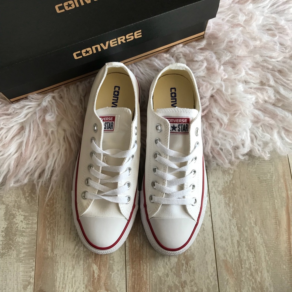 NWT Converse low tops white - Picture 3 of 8